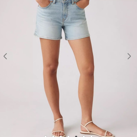 Levi A-Line Short - Picture 2 of 6